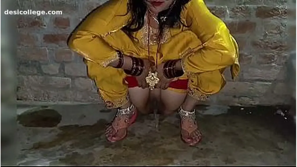 Trending new married girl sex with husband& brother clear hindi audio