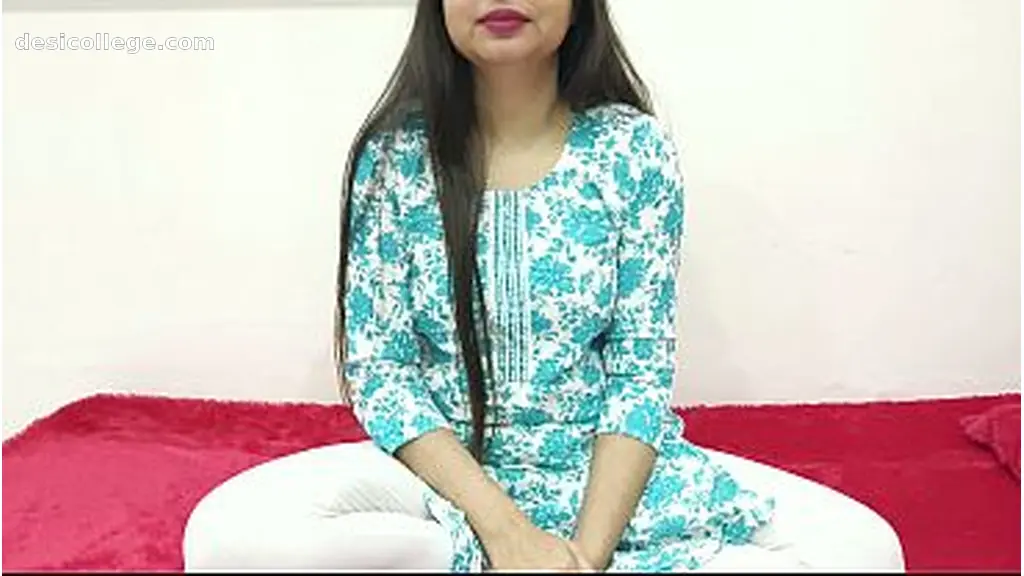 Tuition Teacher From Ahmedabad Sofa Pe Bang