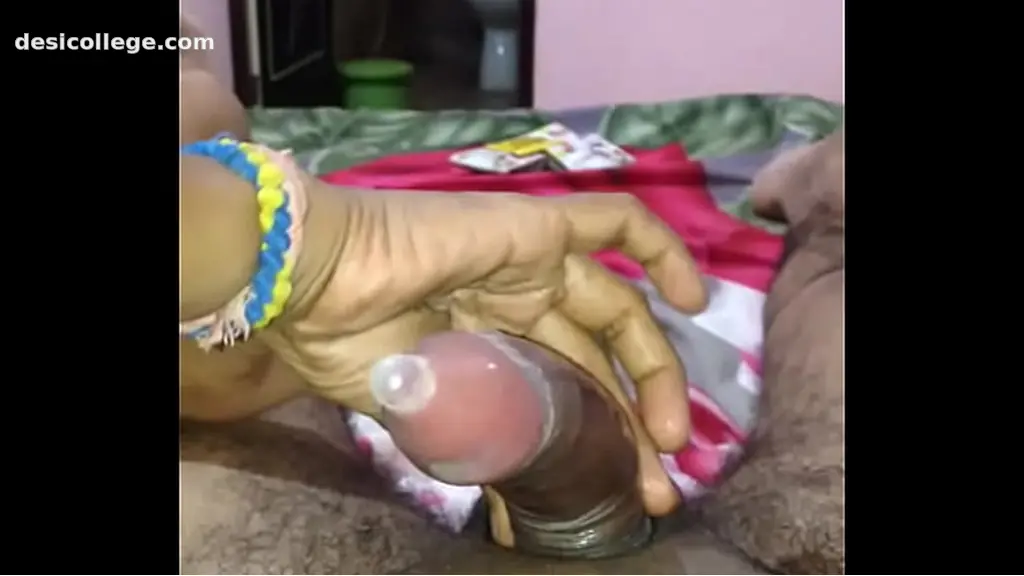Uncut Desi randi putting condom