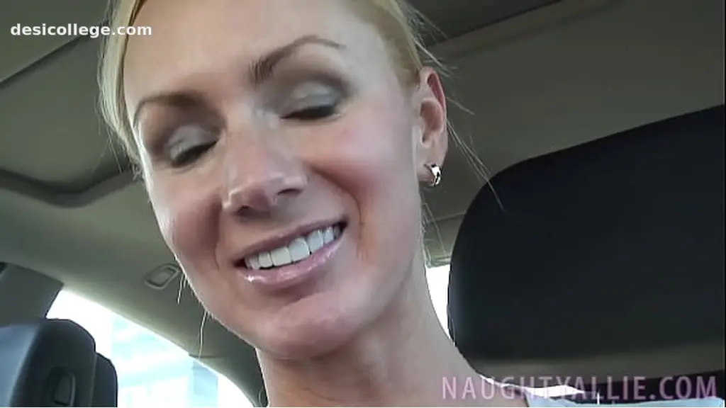 Uncut MASTURBATING AT THE TANNING SALON