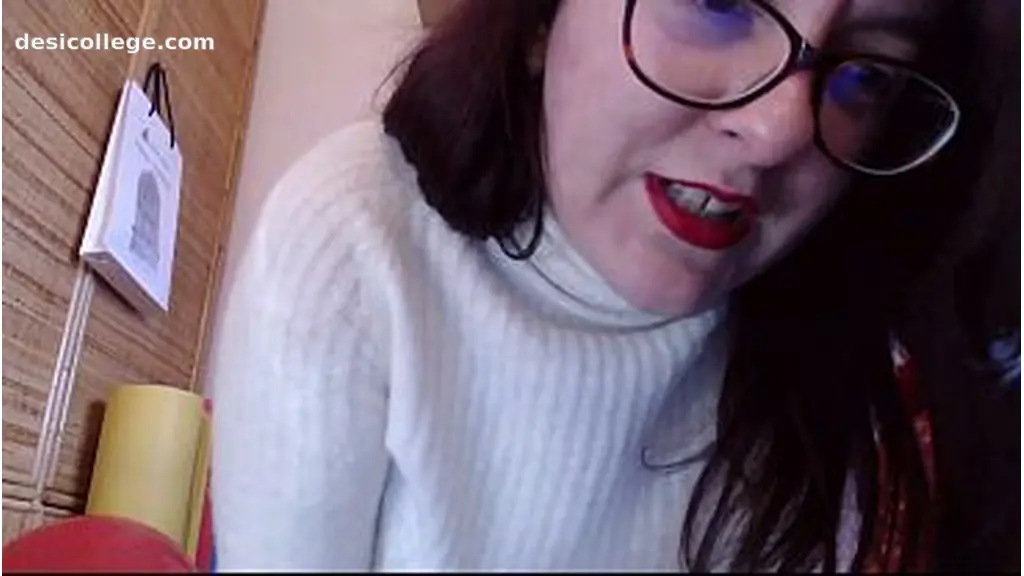 Uncut SNEER & SWEAT: Nicoletta Humiliates Her Slave on a Video Call