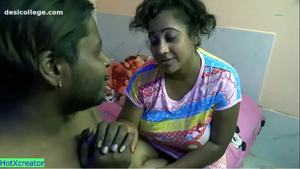 Village Boy ne Hot Malkin ko Choda! Desi Village Sex