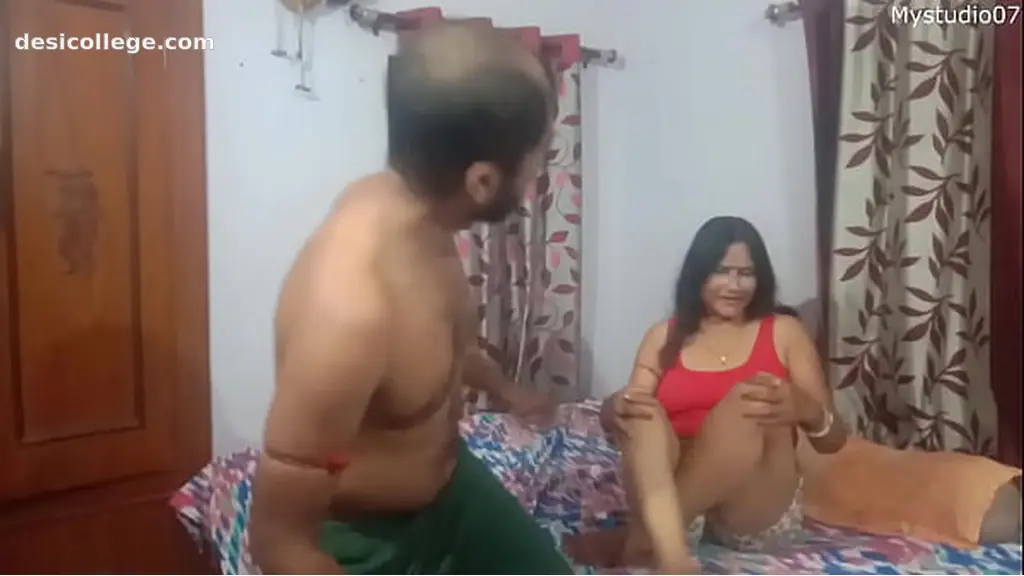 Viral Indian Devor Bhabhi romantic sex !!! Enjoy with Hindi audio - Hidden Cam Show