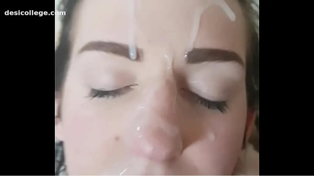 Viral Teen girlfriend takes facial
