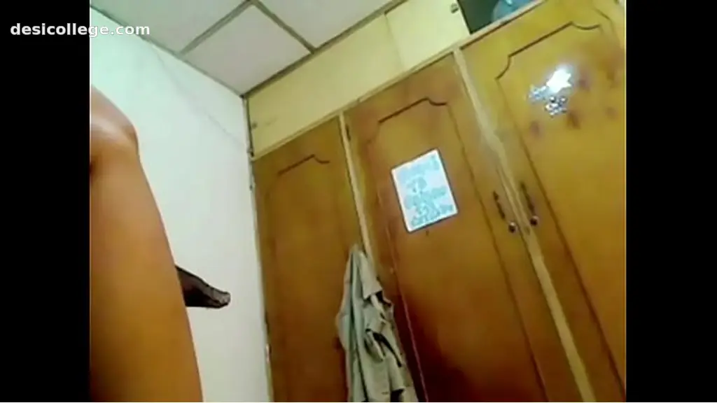 Who is she? Best webcam-girl ever!