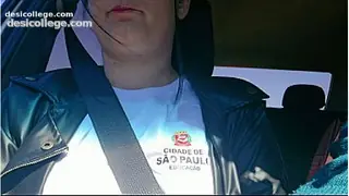 ALUNA PEGA CARONA COM PROFESSOR E DA O CU NO CARRO
