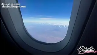 Amateur NEM A AEROMO&Ccedil;A VIU CAIU NA NET CASAL FUDENDO NO AVI&Atilde;O