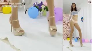 Asian dancer in pantyhose and panties