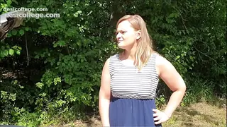 Ausgenutzt bei Autopanne!!! Pl&ouml;tzlich fickt er mich ohne Gummi!