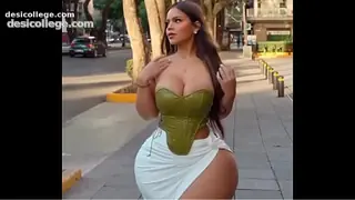 Babe From Texas Morning Blowjob