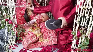 Bold Xxx Indian Marriage Honeymoon Xxx in Hindi Xxx - Caught on Cam