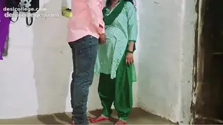 College Se aaye Stepsister pusssy fuck after class teacher