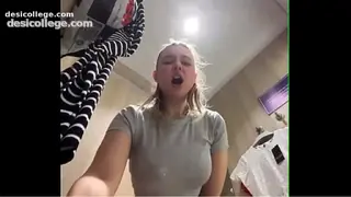 Crazy fingering in the public