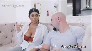 Curvy huge titty hottie bounces on big dick