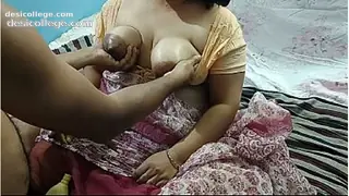 Desi MMS Desi Bhabhi in Gorgeous Saree - Getting boob Press - Look Will Win Your Heart