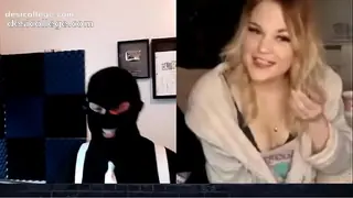 Full HD CAM MODEL Britney Shares Her Experiences As A Cam Girl