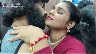 Full HD Malayali Hot Couple Intense Lip Lock &ndash; Wild Romance to Rough Sex