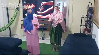 Hidden Cam Hindi . Ap&oacute;s a massagem t&acirc;ntrica oferece filha desi virgem