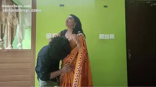 Horny Desi Girl in Yellow Saree Gets Romantic with her Lover on Bed - Full Chudai Video