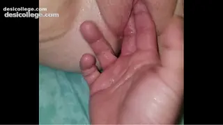 Hot Amateur squirting girlfriend