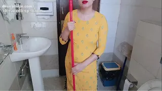 Hot Even About Kamwali Bai, the Person Had Put his Hands on his Nipples New Indian Porn Video - Viral MMS