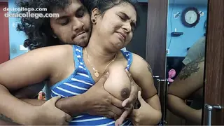 Indian Horny Indian College Girl Gets Her Pussy Licked, Boobs Sucked And Fucked Deep In Bed