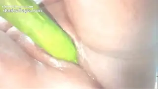 New Desibhabhi Sex Today my pussy is very tight, I applied oil and got fucked.