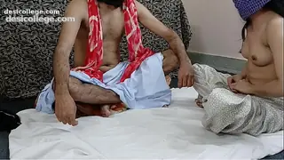 New Dhongi Baba Sari Ma Ko Chodta Rha New Web series With Clear Hindi Audio Video