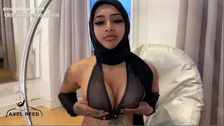 Real ARABIAN MUSLIM GIRL WITH HIJAB FUCKED HARD BY WITH MUSCLE MAN - Real Casting