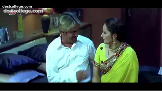 Thick Yamini Riding His Lund - Bhojpuri Aunty From Noida