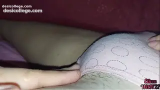 Uncut Desi Jugando Con Mi cu&ntilde;ada Entre Las Sabanas - Original Sex Tape