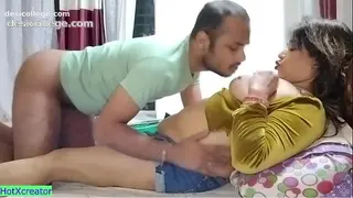 Viral Desi Amateur fucking Priya Bhabhi! Desi Hardcore sex