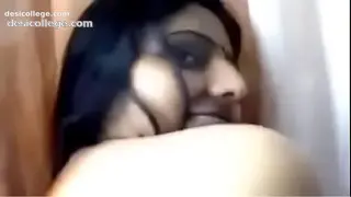 Sultry Komal Choot Chatai aur Chudai - Desi Bhabhi From Agra Gaon ki Chudai